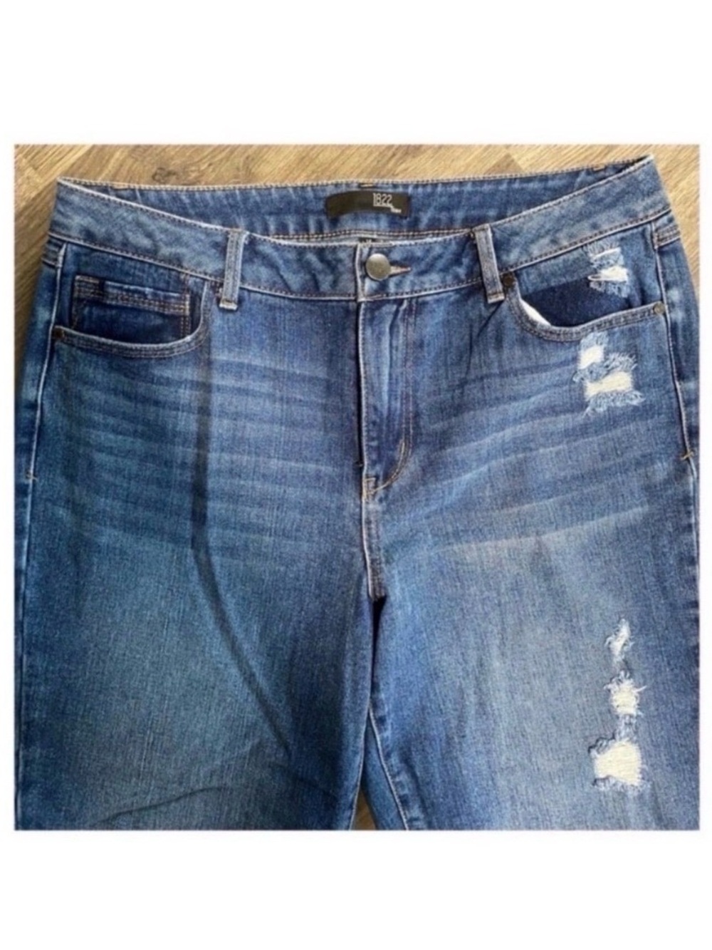 1822 Ripped Straight Mom Jeans Size 14 - Picture 4 of 7